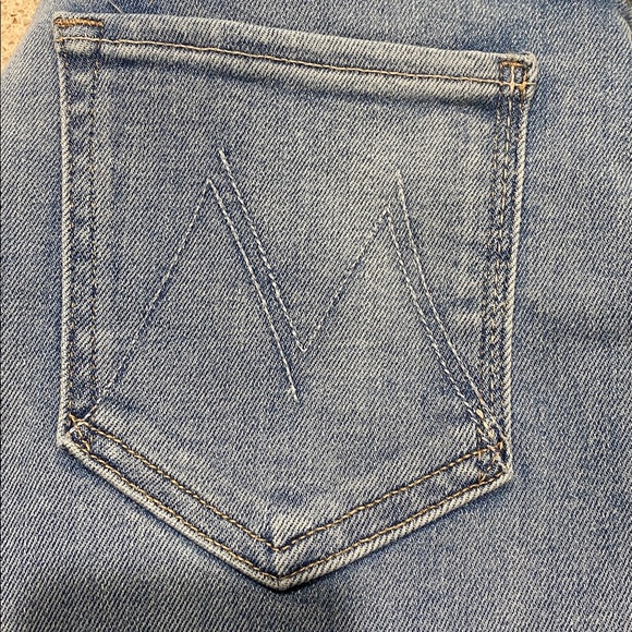 NWOT MOTHER MID-RISE HIKER HOVER IN FULL MOON. - Picture 4 of 7